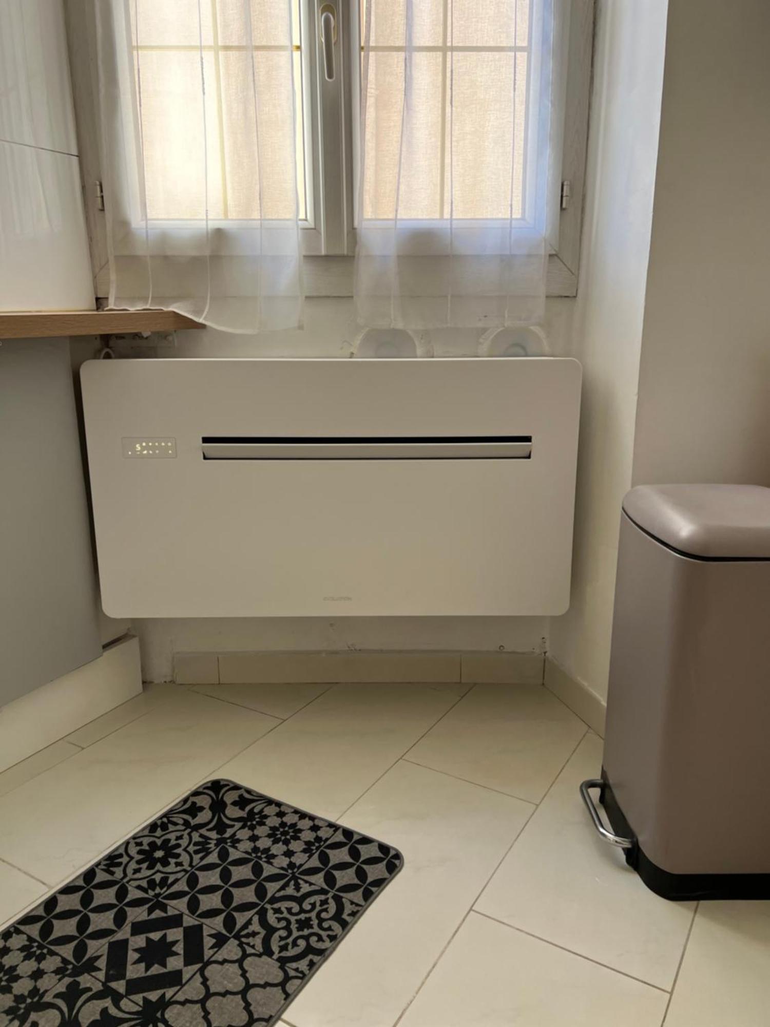 Cosy Situe En Plein Coeur Du Vieil Antibes. Apartment